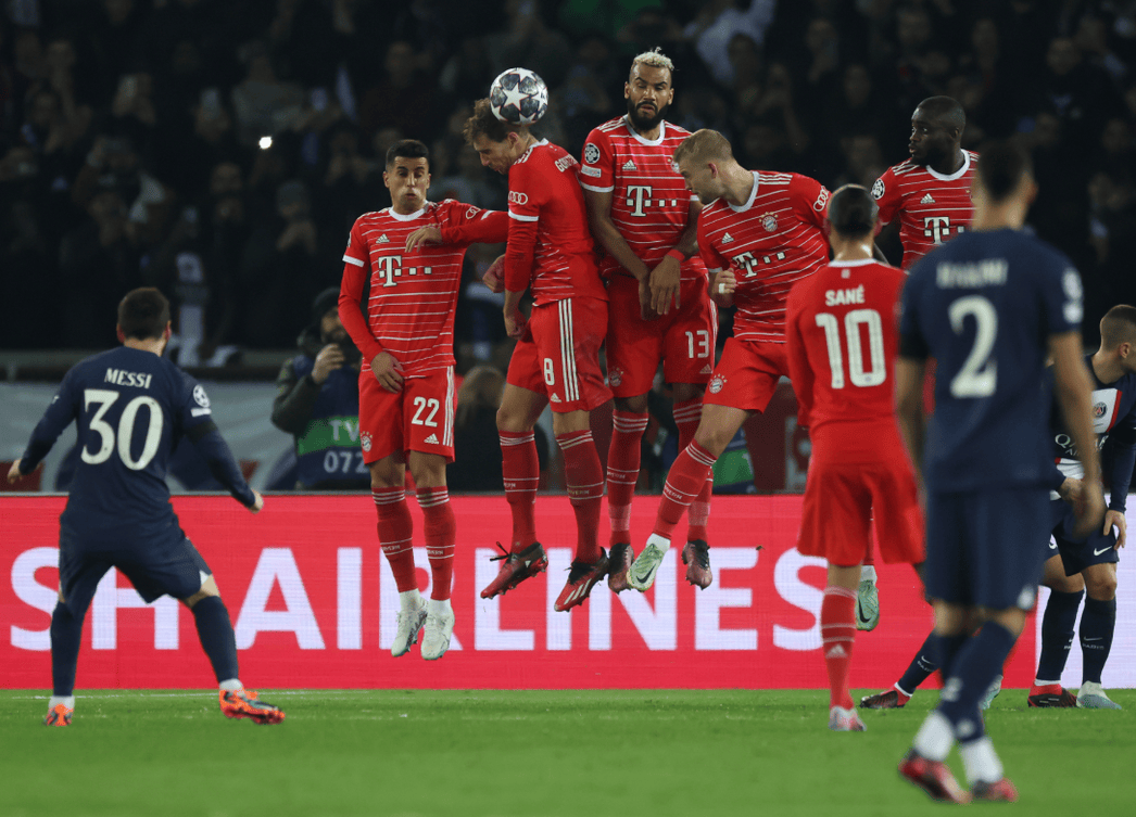 关于门兴格拉德巴赫训练开放日，今晚伤情更新引欢呼，欧超杯在即，临场指挥获称赞的信息